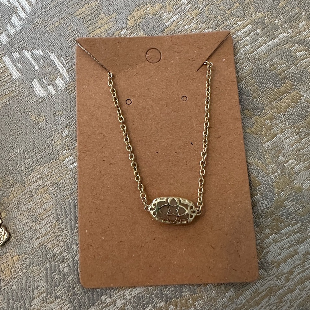 Gold Kendra Scott Bracelet With Iridescent Drusy Pendant - Picture 3 of 4